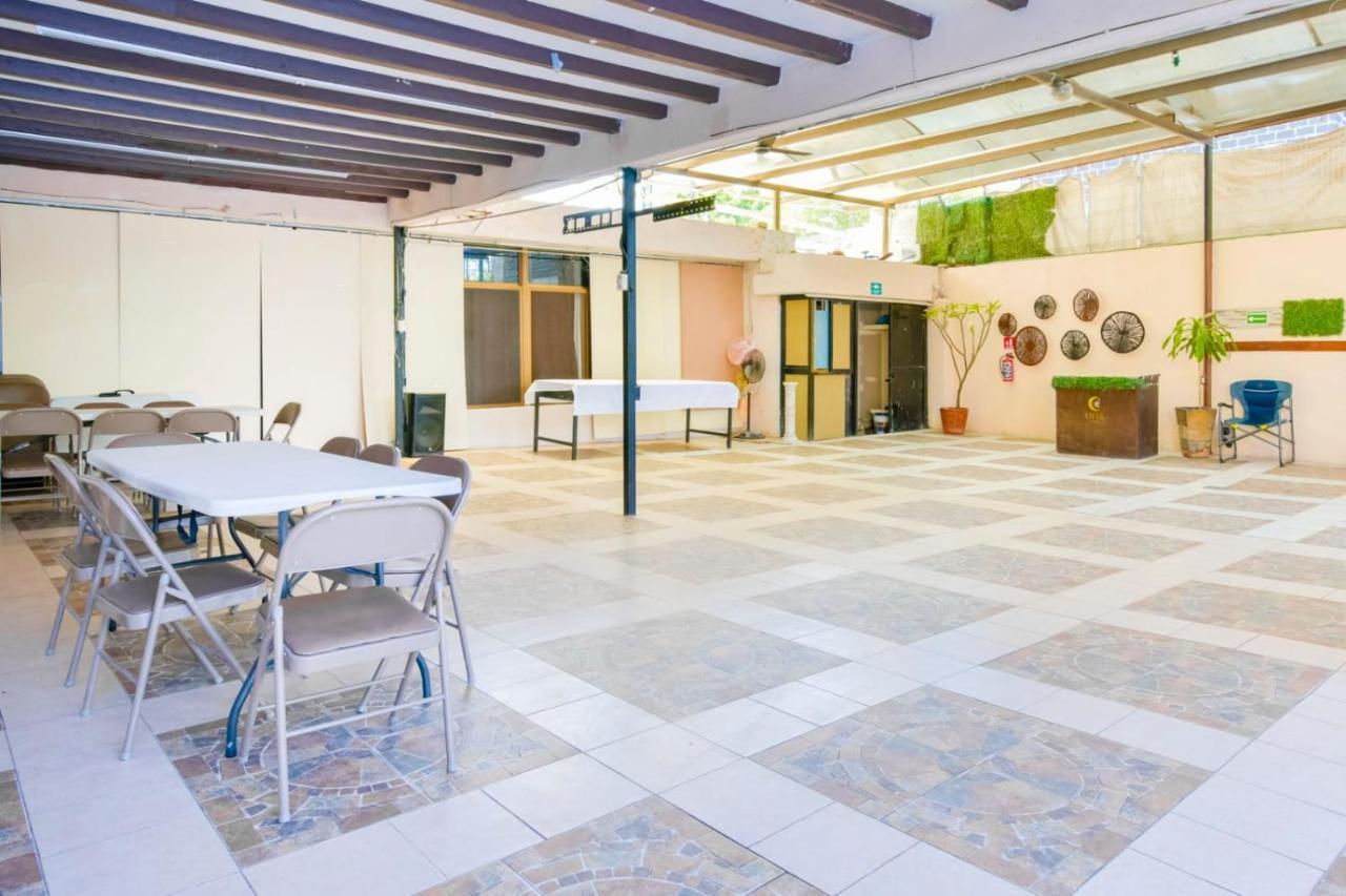 Hostal Vitta Guadalajara Ngoại thất bức ảnh