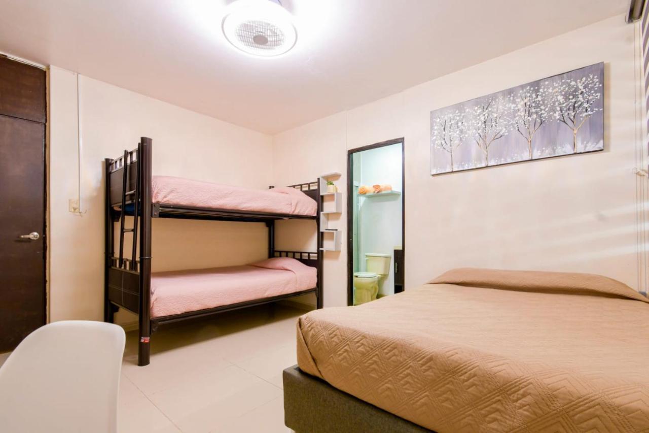 Hostal Vitta Guadalajara Ngoại thất bức ảnh