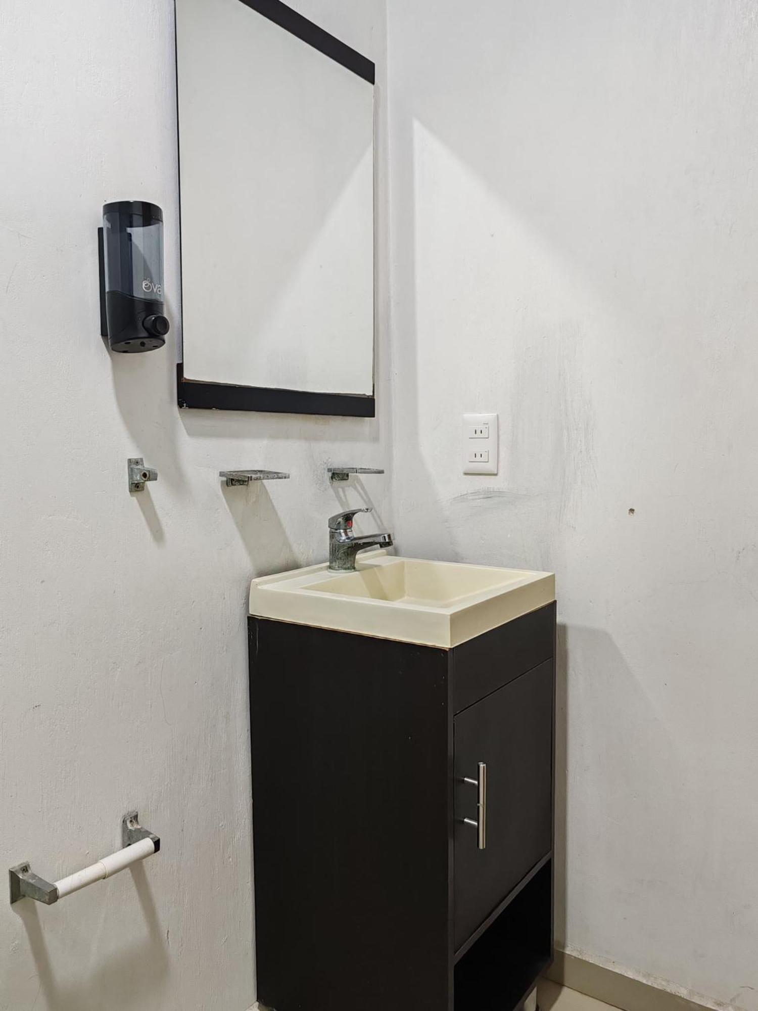 Hostal Vitta Guadalajara Ngoại thất bức ảnh