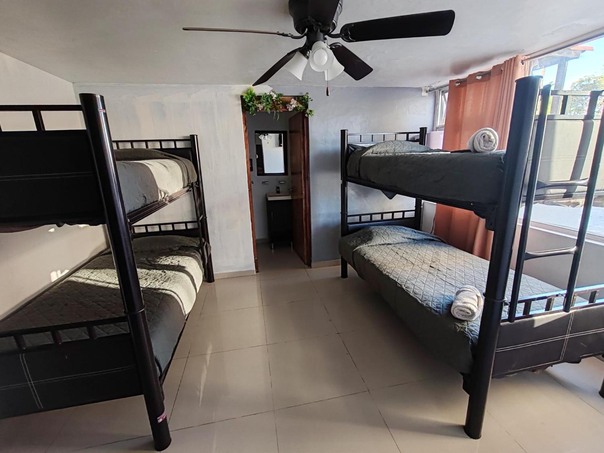 Hostal Vitta Guadalajara Ngoại thất bức ảnh