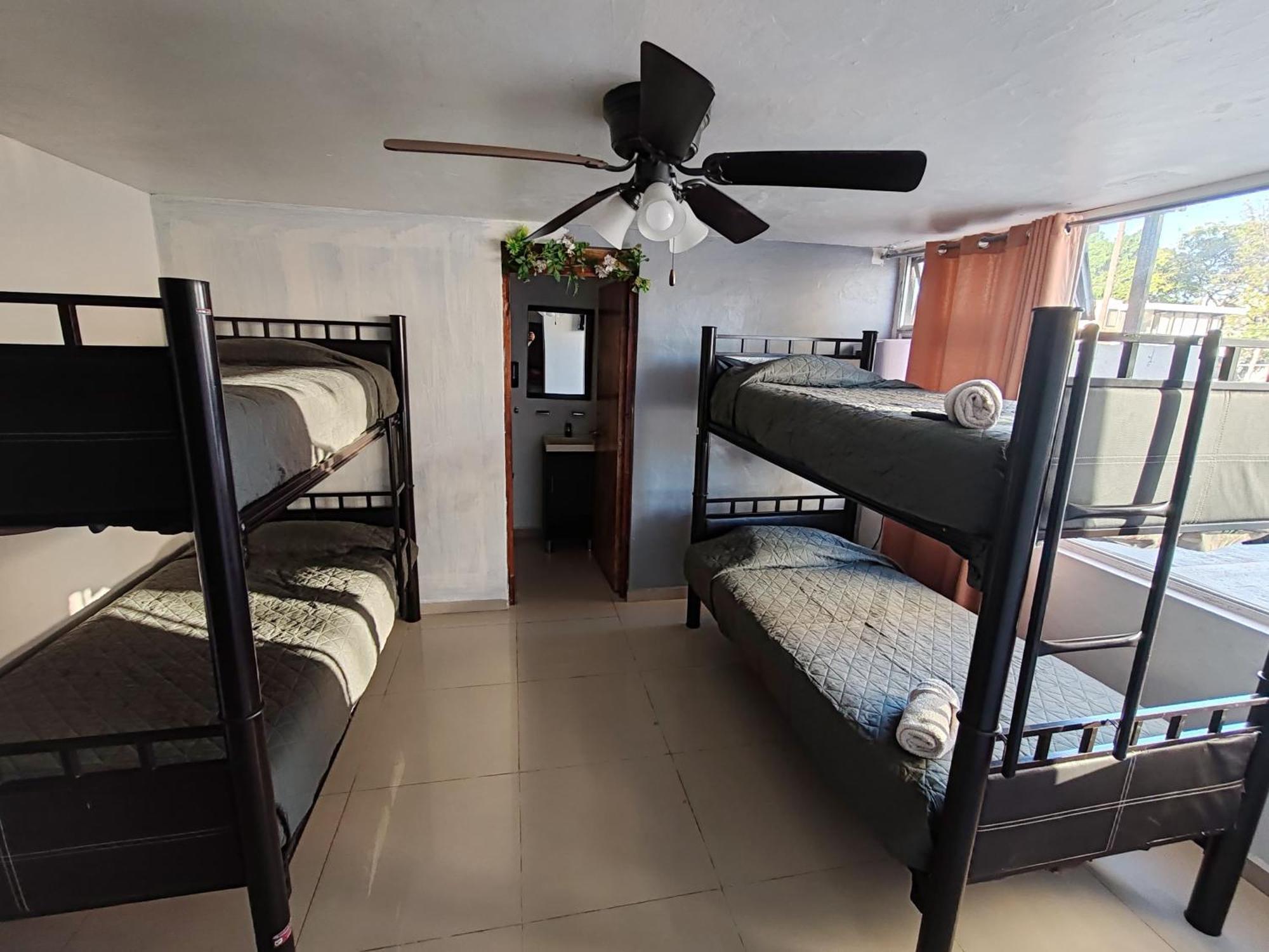 Hostal Vitta Guadalajara Ngoại thất bức ảnh