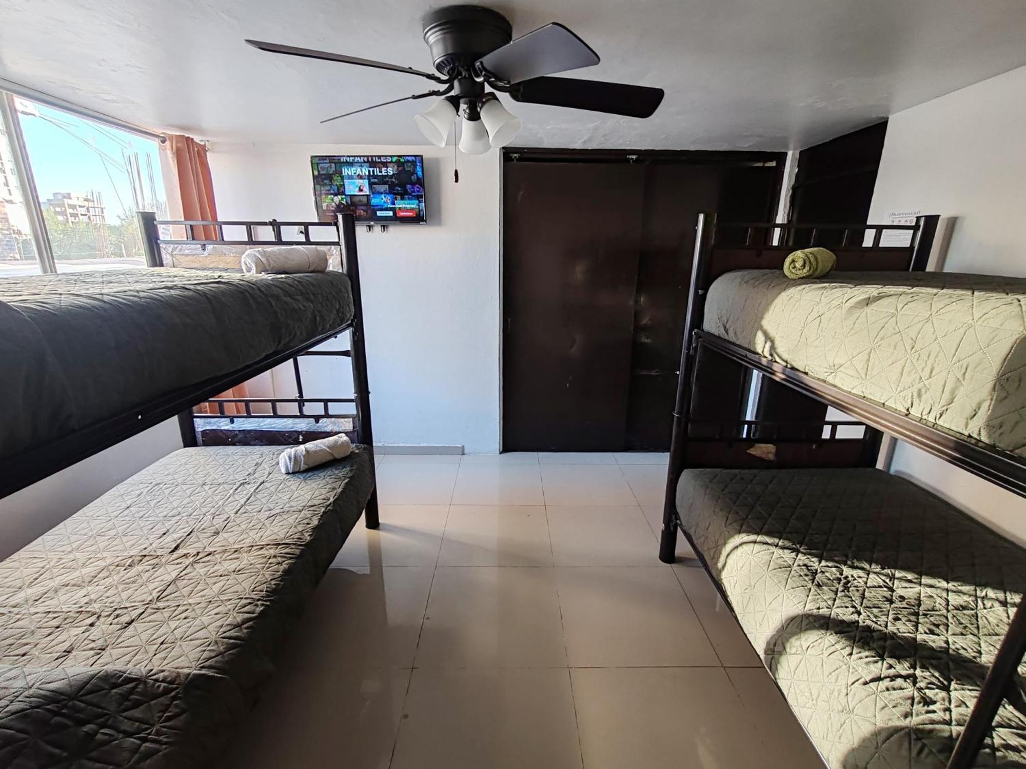 Hostal Vitta Guadalajara Ngoại thất bức ảnh